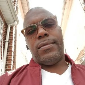 Meet your Posher, Enrique